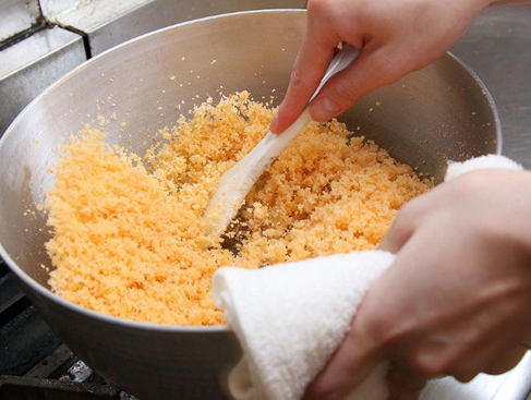 ◆伝統的な芝海老で作るおぼろ